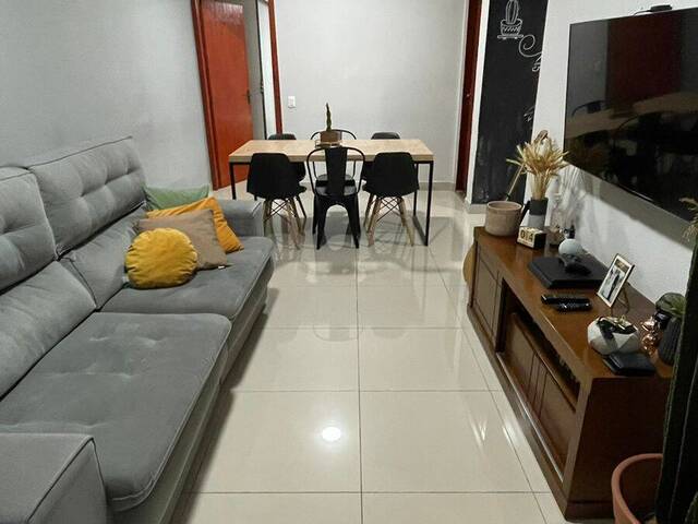 #V0829 - Casa para Venda em São Paulo - SP - 1