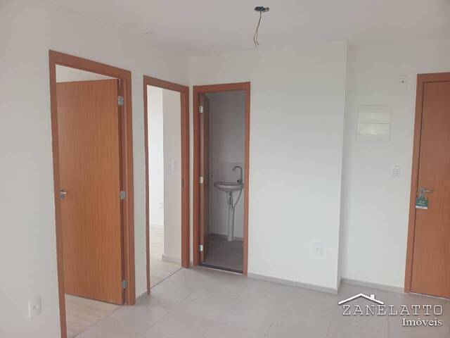 #A0989 - Apartamento para Locação em São Paulo - SP