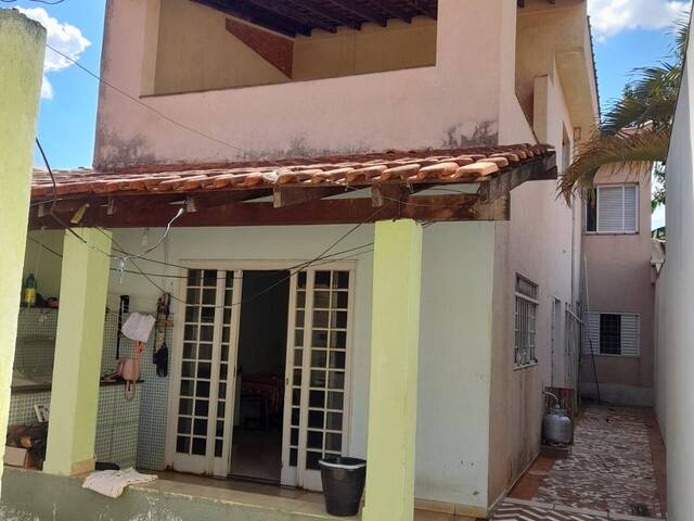 #V01068 - Casa para Venda em Ribeirão Preto - SP - 2