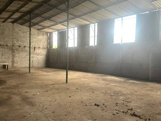 Terreno para Venda em Taboão da Serra - 2