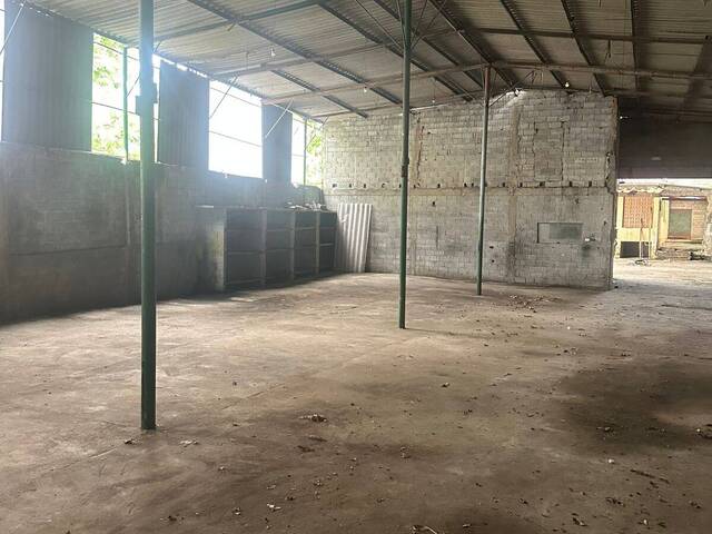 Terreno para Venda em Taboão da Serra - 5